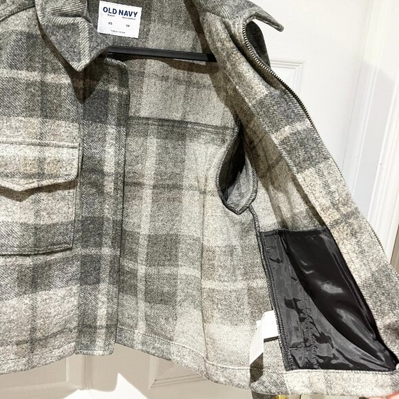 Relaxed Shirt Jacket - Picture 7 of 13